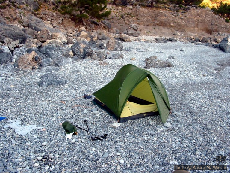 Notre tente sur la plage de Sentoni