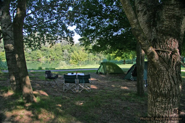 Camping municipal Belle Rive à Montfrin