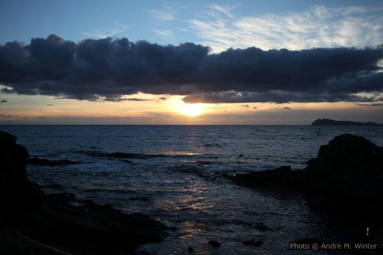 Coucher du soleil au Capo Malfatano le 31 décembre