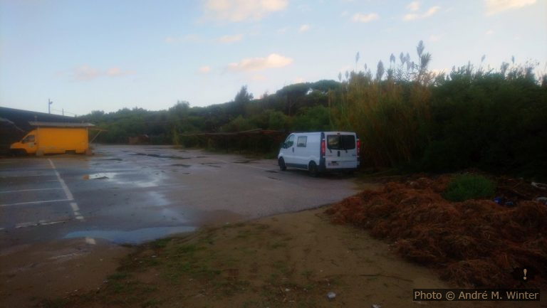 Notre Trafic le matin sur le parking de la plage Siesta Maresca Raffaele