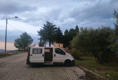 Notre Trafic au parking du cimetière de Poggio