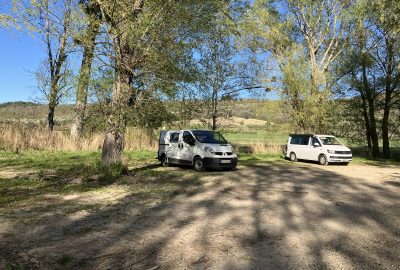Notre Tradic à à l'emplacements pour campeurs au lac de Monieux