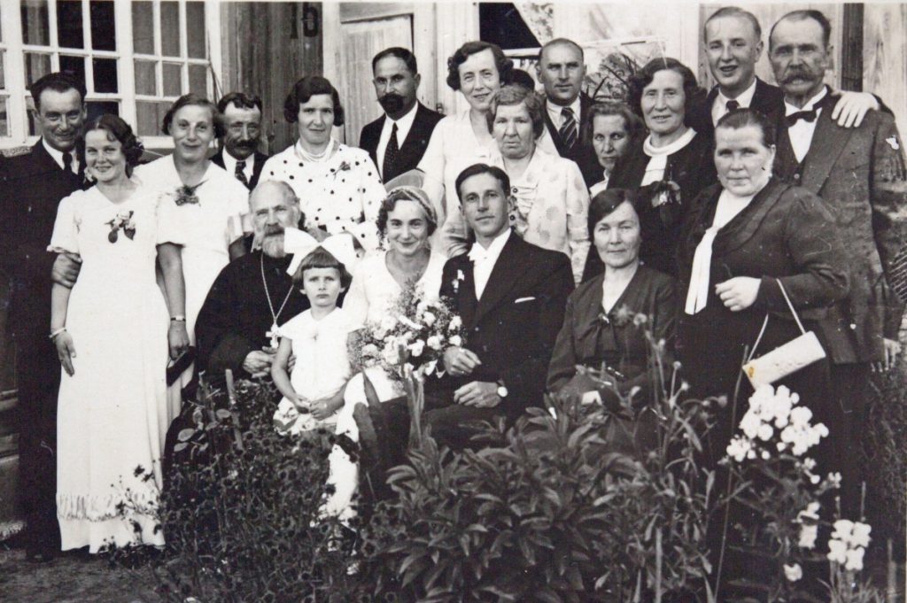 Hochzeitsfoto von Lydia und Alexander am 11. August 1935 in Marijampole