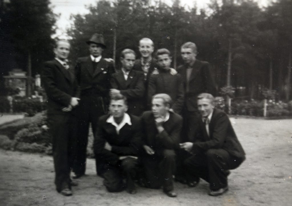 Bruno mit 8 anderen Männern xXm am 19. September in Alytus