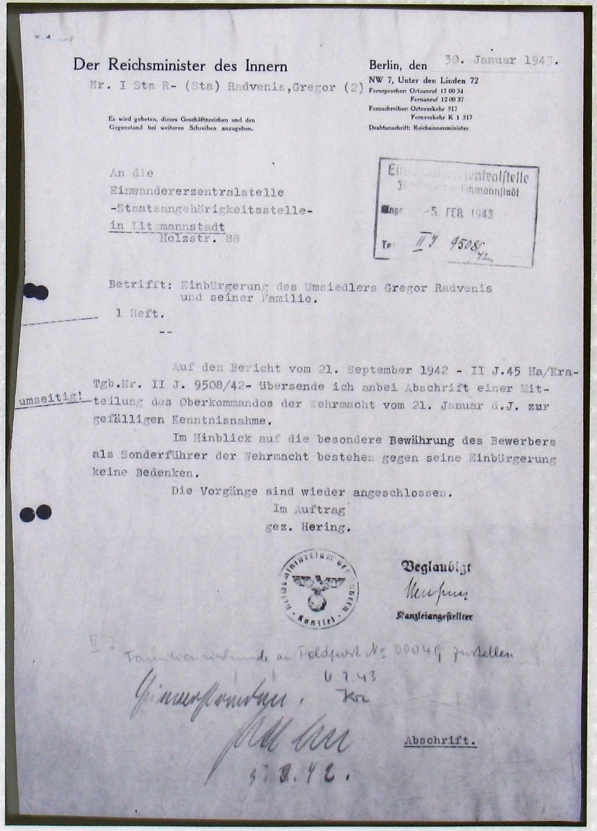 Zulässigkeit der Einbürgerung Gregors vom 30. Jänner 1943 wegen Bewährung als Sonderführer der Wehrmacht