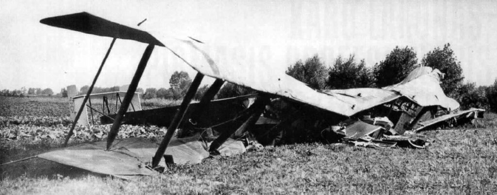 Bomber Friedrichshafen G.IIIa nach einem Unfall