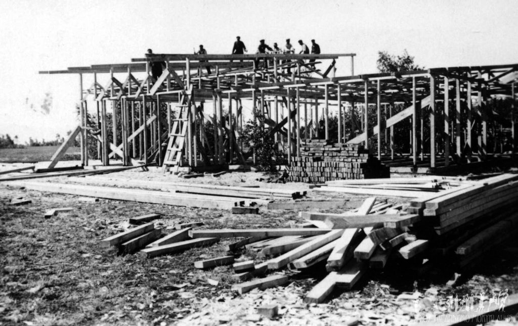 Bau der Segelfliegerschule in Nida