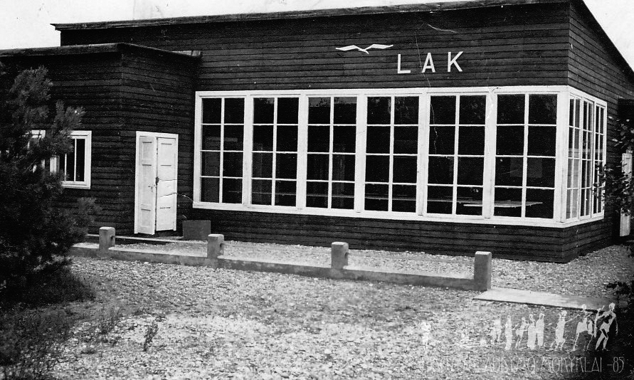 Das Wohnheim der Segelflugschule Nida wird im Sommer 1934 fertiggestellt